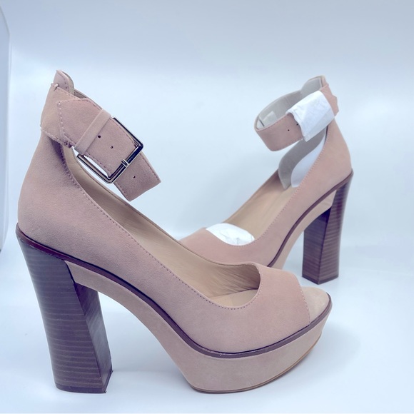 Pour La Victoire Luxe Platform Pump in Petal Suede - Picture 4 of 8